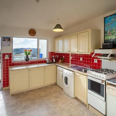 White Heather - 5 Bedroom House * Clifden