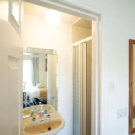 White Heather - 5 Bedroom House Holiday home